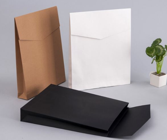 Customized recycled newspaper packing plain kraft paper bag