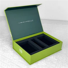 Pembungkusan Tersuai Untuk Baju